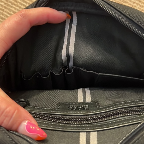 Hugo boss messenger bag - Picture 4 of 8